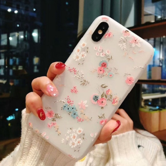 Accessories - NEW iPhone Max/XR/X/XS/7/8/Plus Floral case